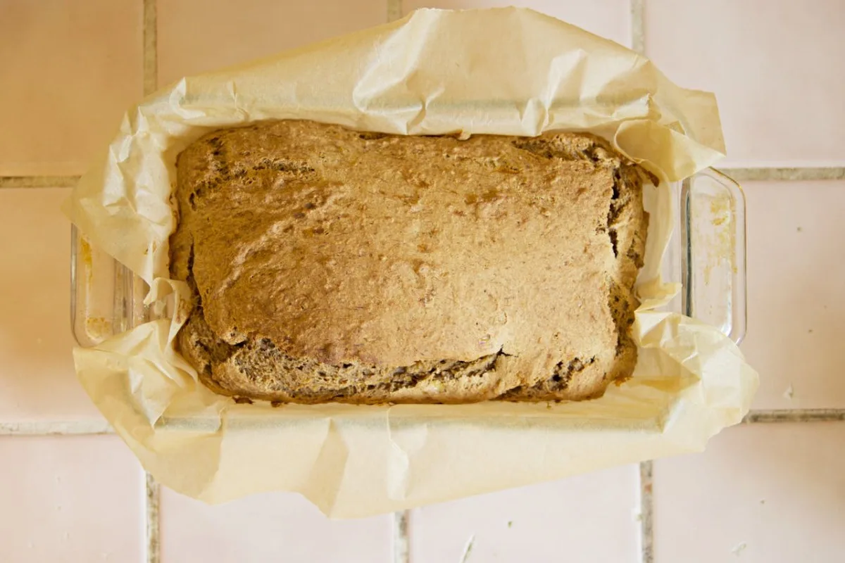 The Best Glass Loaf Pan: A Baker’s Secret to Perfect Bread
