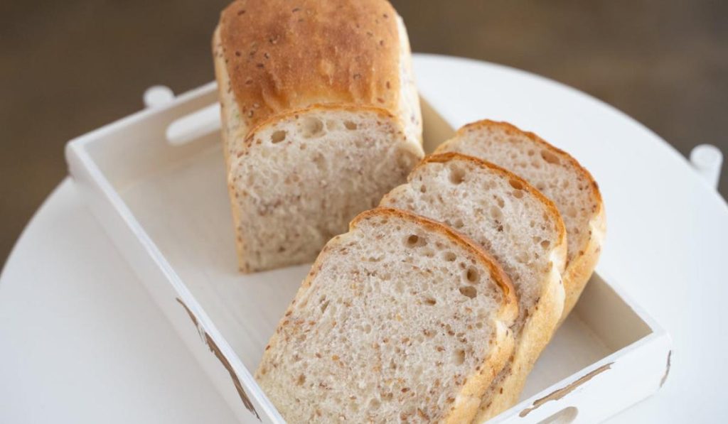 Discard sourdough sandwich bread