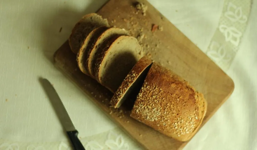 Sliced sourdough sandwich bread